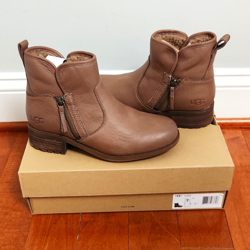 UGG womens Lavelle boots
